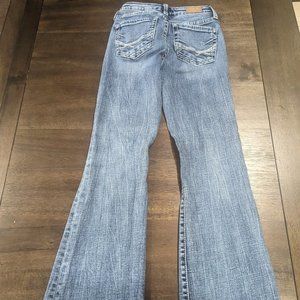 Buckle girl jeans